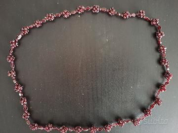 Collana Vintage in Granato Rosso - Modello a giro