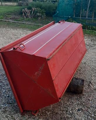 Mastelli per uva in metallo