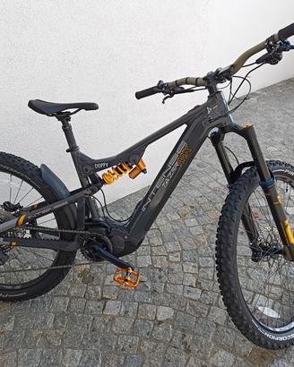 E-Mtb Intense Tazer MX Alloy Pro Tg. S/M grigia