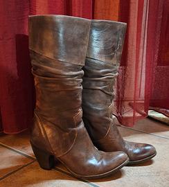 Stivale color cuoio n.36 vera pelle