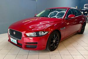 Jaguar XE Berlina XE 2.0d Pure 180cv auto