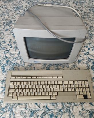 monitor atari sm 124 del 1991 con tastiera atari