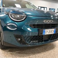 FIAT 600 HYBRID 136CV AUTOMATICA LA PRIMA – 23.000