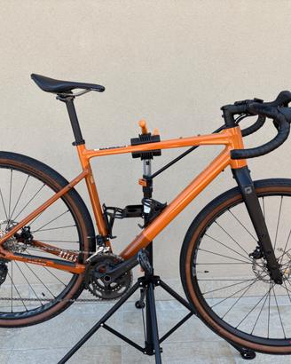 Gravel Focus Atlas 6.7