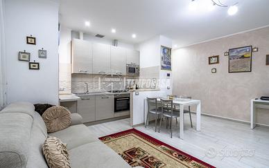 BILOCALE CON AMPIA CANTINA