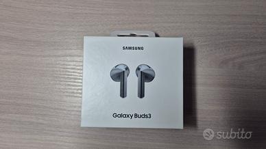 Samsung Galaxy Buds 3 con cover