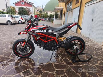 Ducati Hypermotard 821