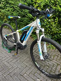 E MTB CUBE