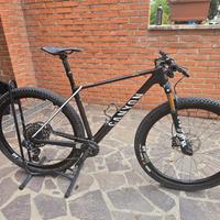 MTB Canyon Exceed Carbonio 2023 – GX AXS, Fox 32 K