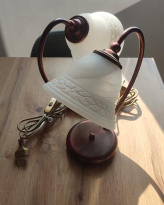 lampada da comodino 