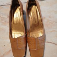 Scarpe eleganti in vero cuoio, prezzo TRATTABILE. 