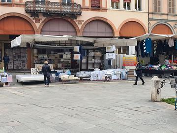 Licenza ambulante non alimentare + furgone