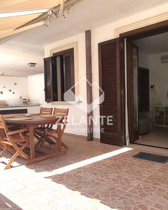 Appartamento con veranda e posto auto