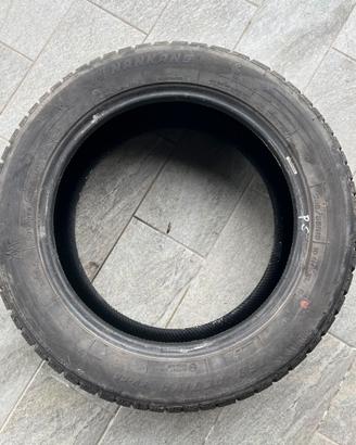 4pneumatici invernali 235/55 18 come nuovi Nankang