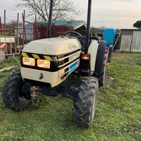 Trattore lamborghini runner 350 + attrezzi