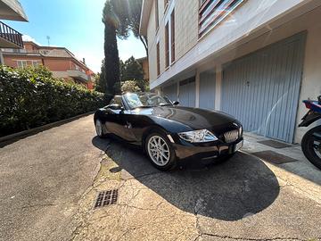 Z4 bmw roadster 2009 2.0 150cv manuale benzina