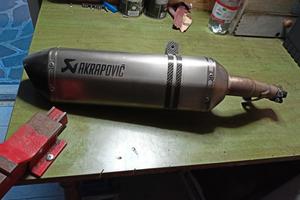 scarico sportivo akrapovic omologato integra e nc