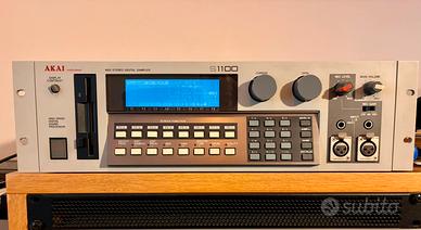 AKAI S1100