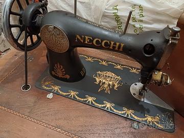 Macchina da cucire vintage 