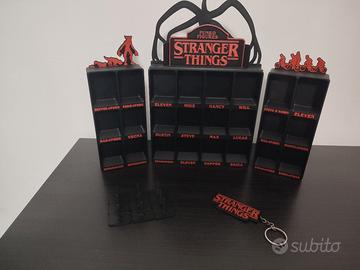 Stranger Things Espositore Kinder Joy + portachiav