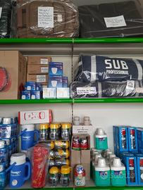 Materiale vario nuovo per campeggio