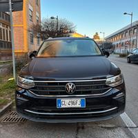 Volkswagen Tiguan con gancio traino