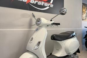 Piaggio Vespa 125 LX