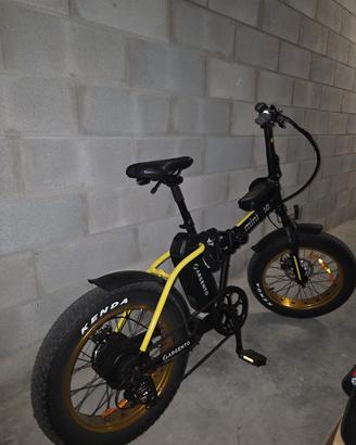Bicicletta elettrica Argento come nuova 