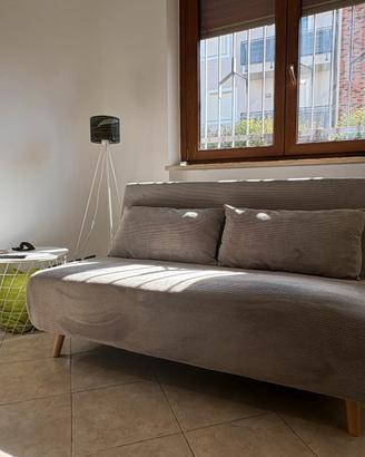 Divano letto matrimoniale