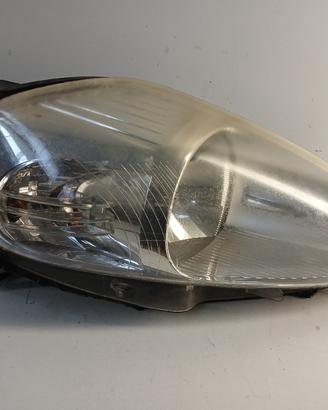 Faro ant dx FIAT GRANDE PUNTO '05