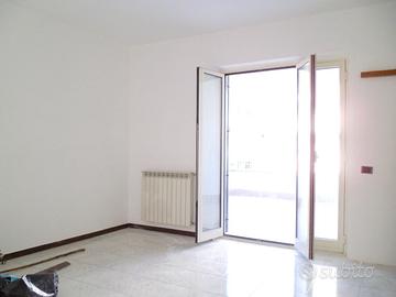 Ampi uffici di nuova realizzazione a Casoria