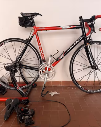 Bicicletta da corsa Olmo modello Scatto