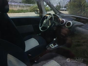 Peugeot 1007 automatica