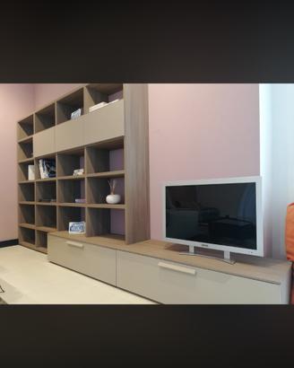 Libreria / parrete attrezzata Chataux d’ax