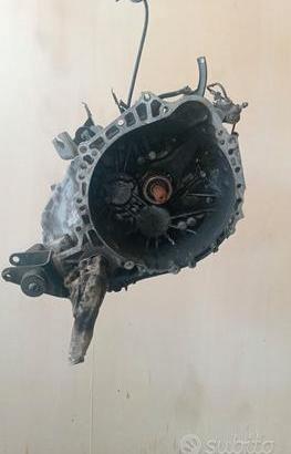 Cambio Toyota Rav4 2.2 D4D 6M anno 2006/10