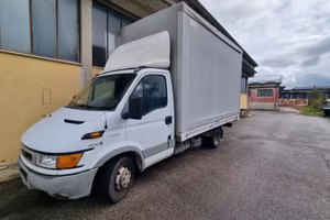 IVECO DAILY  35C13 A  Centinato