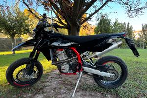SWM SM500 R-SPECIALE Vatm MOTARD