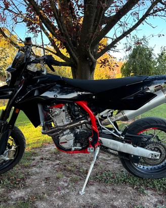 SWM SM500 R-SPECIALE Vatm MOTARD