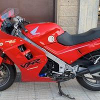 HONDA VFR 750 F 1987 - ASI - REVISIONATA