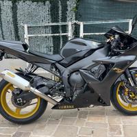 Yamaha YZF R1 - 2003