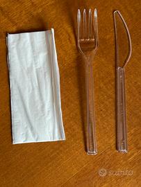 SET "TRIS" FORCHETTA- COLTELLO E TOVAGLIOLO