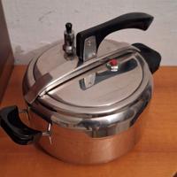 pentola a pressione Aeternum 