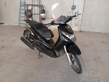 Beverly 400 del 2007 pochi km