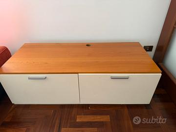 Mobili contenitori