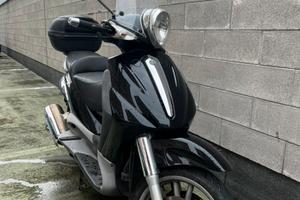 PIAGGIO BEVERLY 500