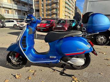 Piaggio Vespa 300 GTS hpe Super Sport - 03/2021