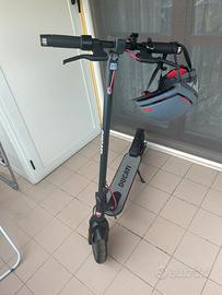 Monopattino elettrico Ducati + Casco Ducati