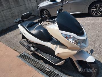 Honda pcx 125cc