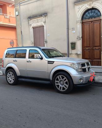 DODGE NITRO 2.8CRD   