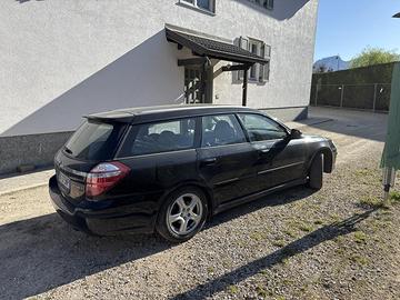 Subaru Legacy bi fuel 2009